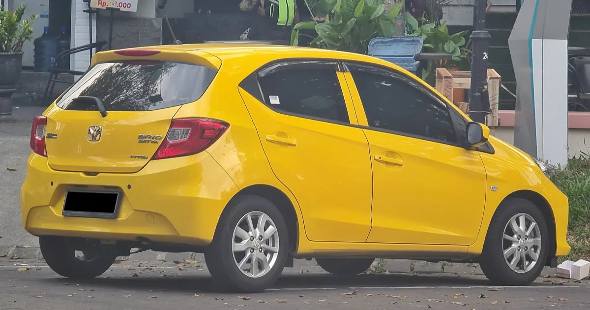 Honda Brio — 후면