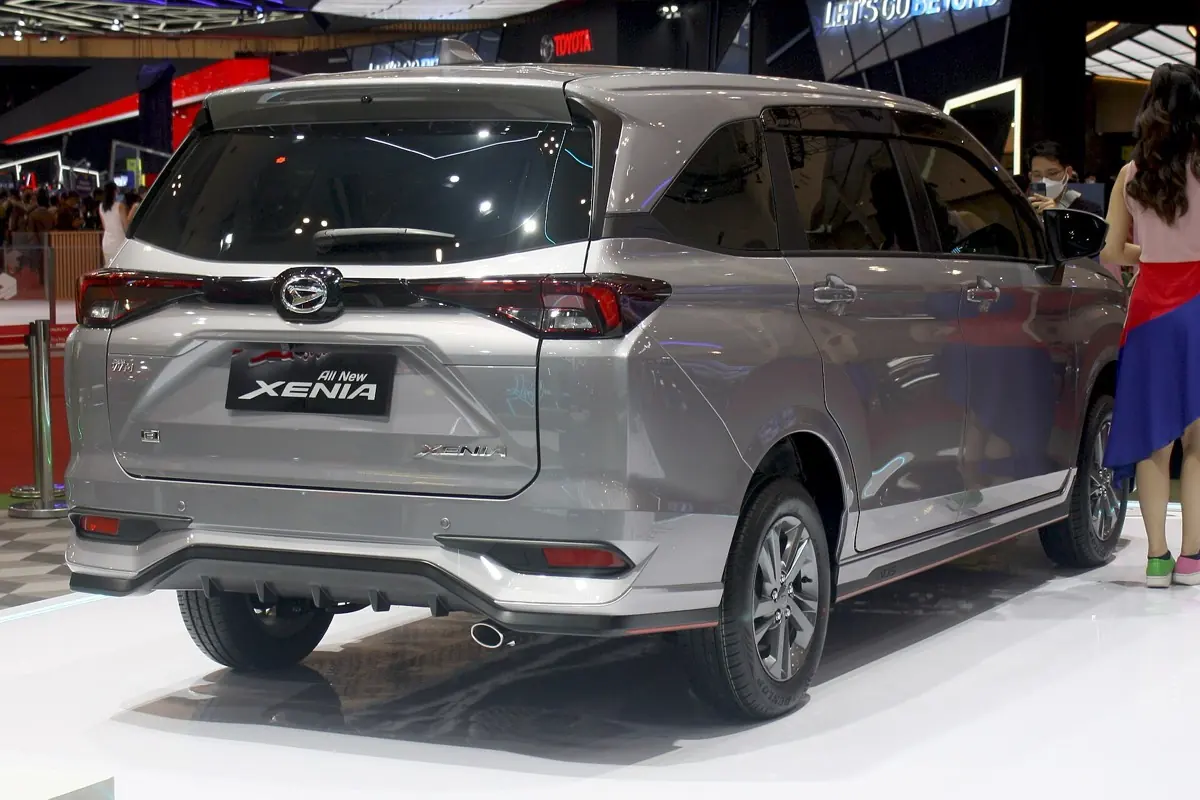 Daihatsu Xenia — vue arrière